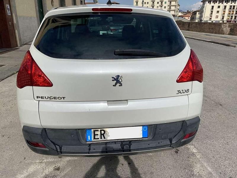 Usata Peugeot 3008 Allure 114 CV (83 kW) 2013 Bianco Station wagon