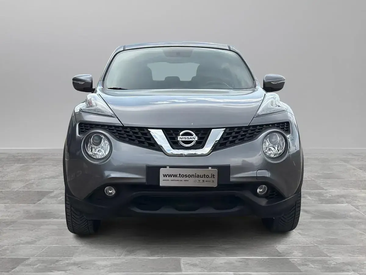 Usata Nissan Juke Acenta 116 CV (85 kW) 2017 Grigio SUV