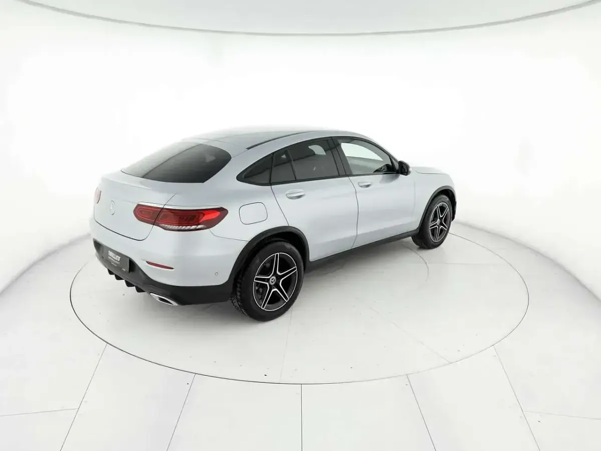 Usata Mercedes GLC220 Premium 194 CV (142 kW) 2021 Grigio SUV
