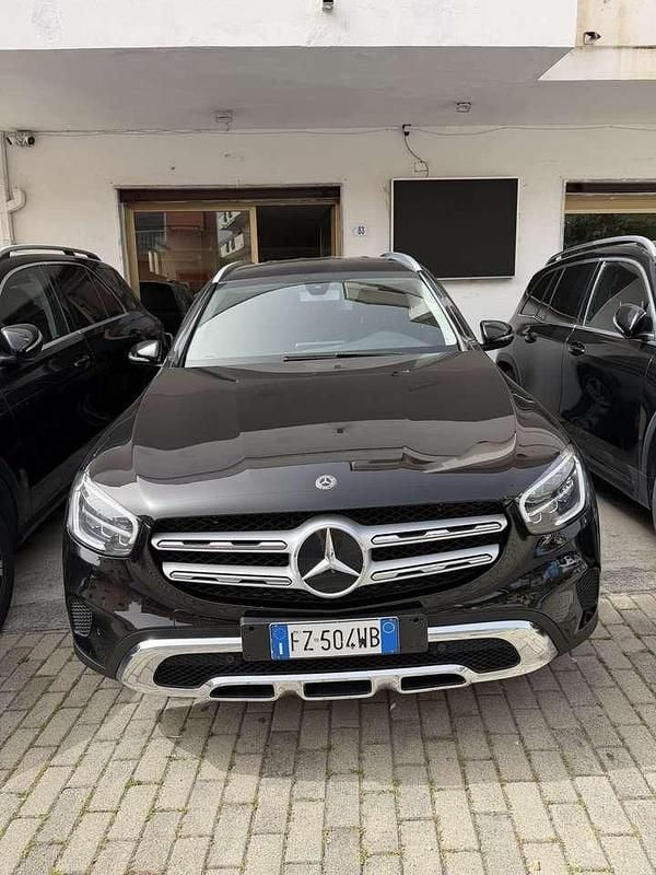 Usata Mercedes GLC220 194 CV (142 kW) 2020 Nero SUV