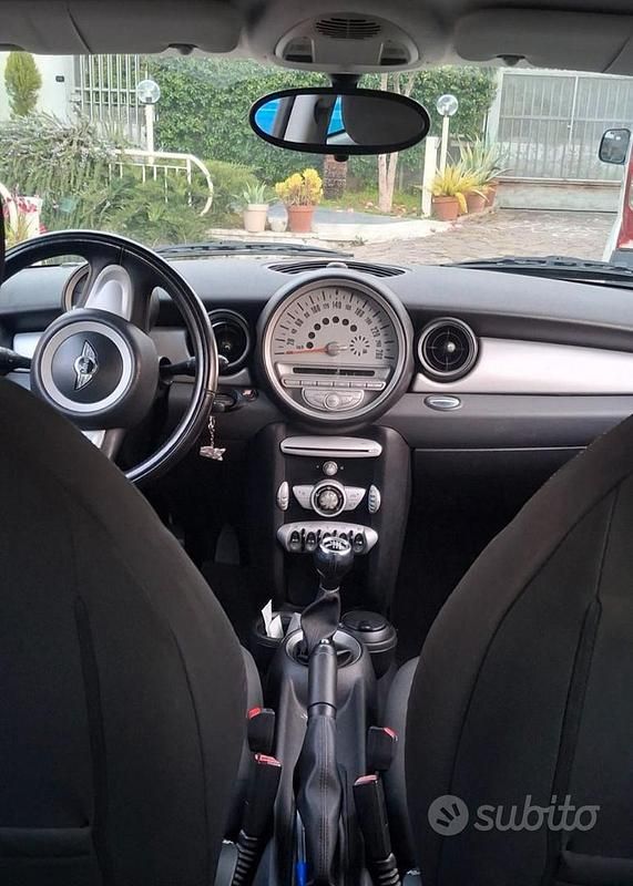 Usata Mini ONE 75 CV (55 kW) 2010 Bianco Utilitaria