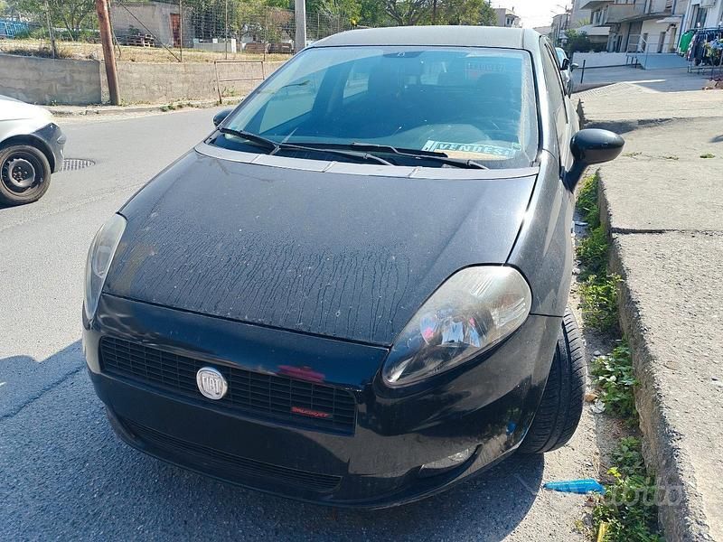 Usata Fiat Punto 120 CV (88 kW) 2007 Nero Utilitaria
