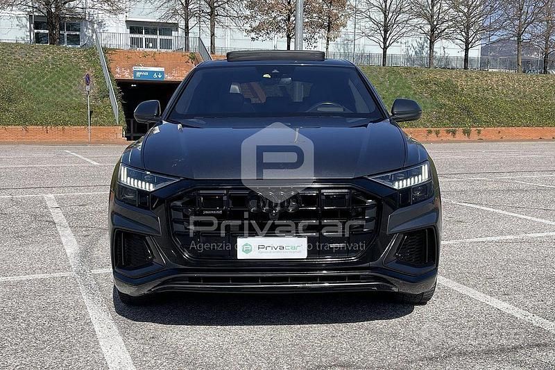 Usata Audi Q8 Sport 286 CV (210 kW) 2019 Grigio SUV