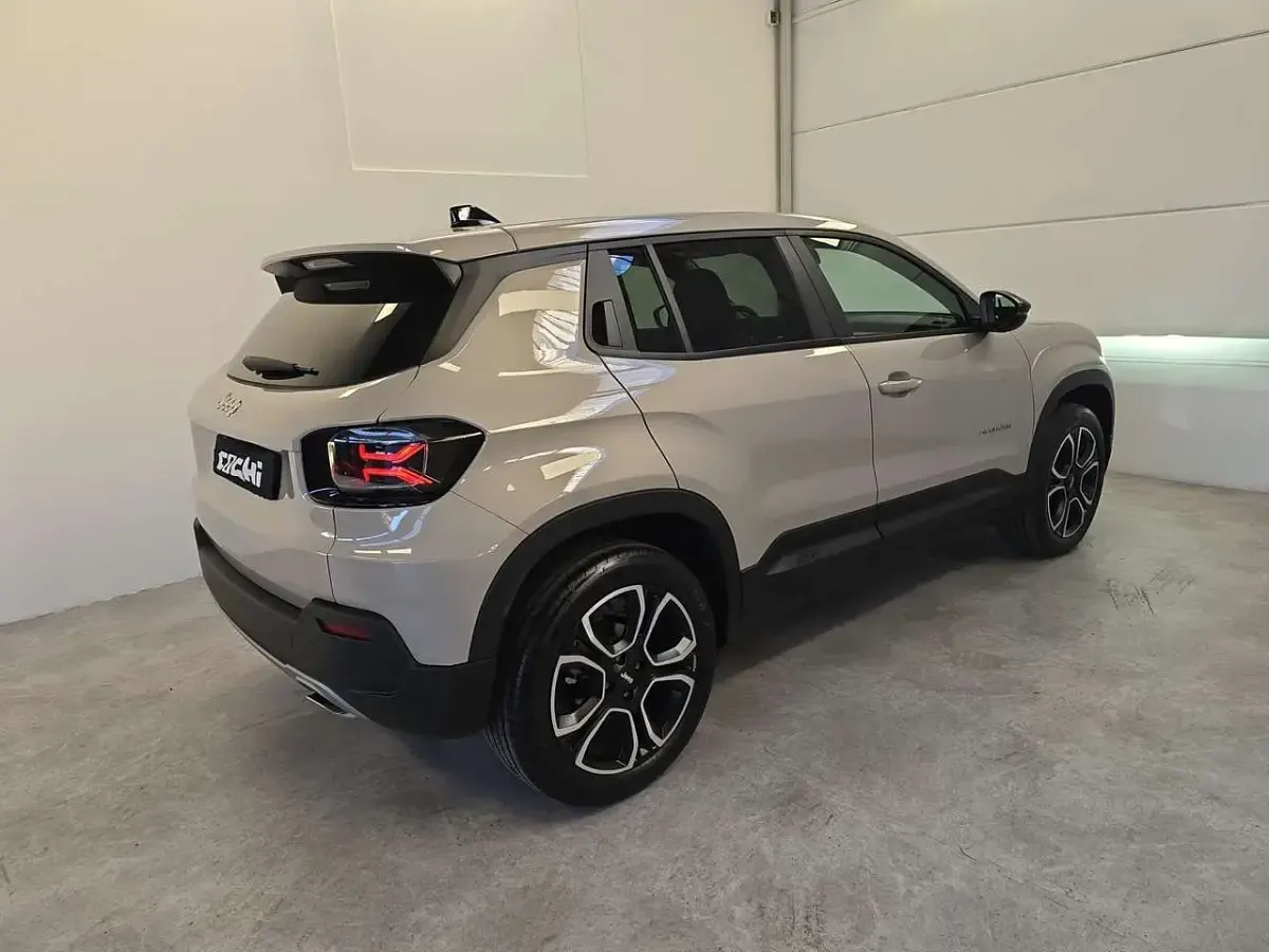 Nuova Jeep Avenger Summit 110 CV (80 kW) 2026 Other SUV