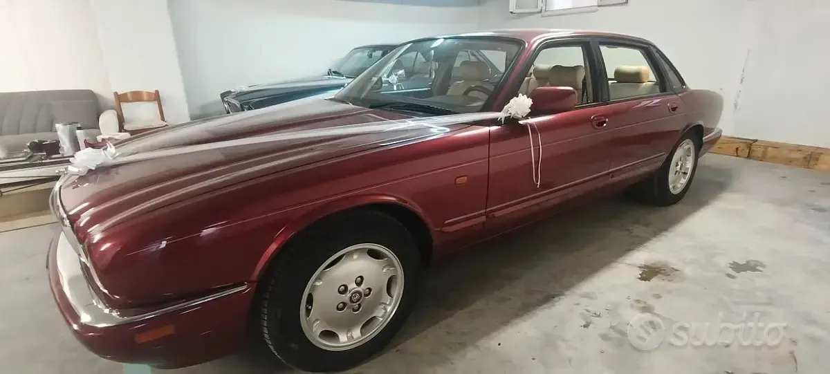 Usata Jaguar XJ6 1996 Rosso Berlina