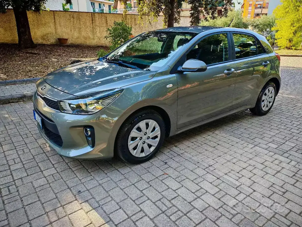 Usata Kia Rio 84 CV (61 kW) 2017 Berlina