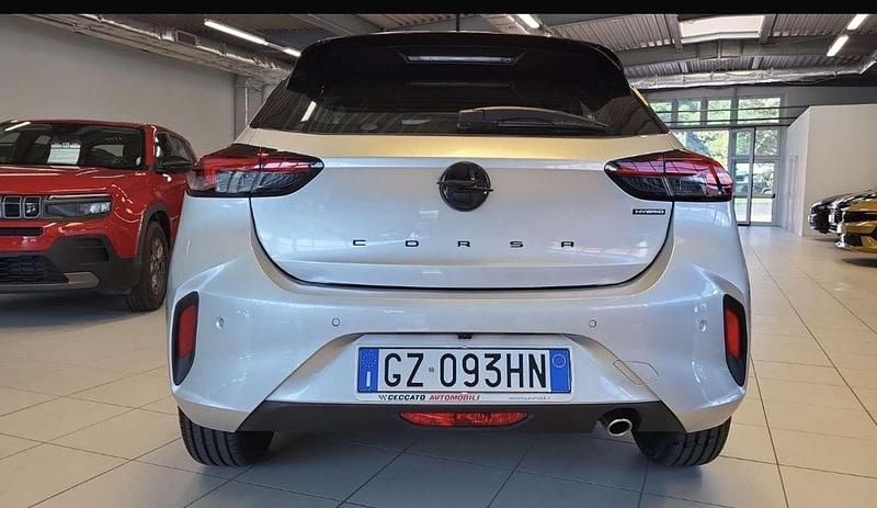 Usata Opel Corsa 101 CV (74 kW) 2025 Utilitaria