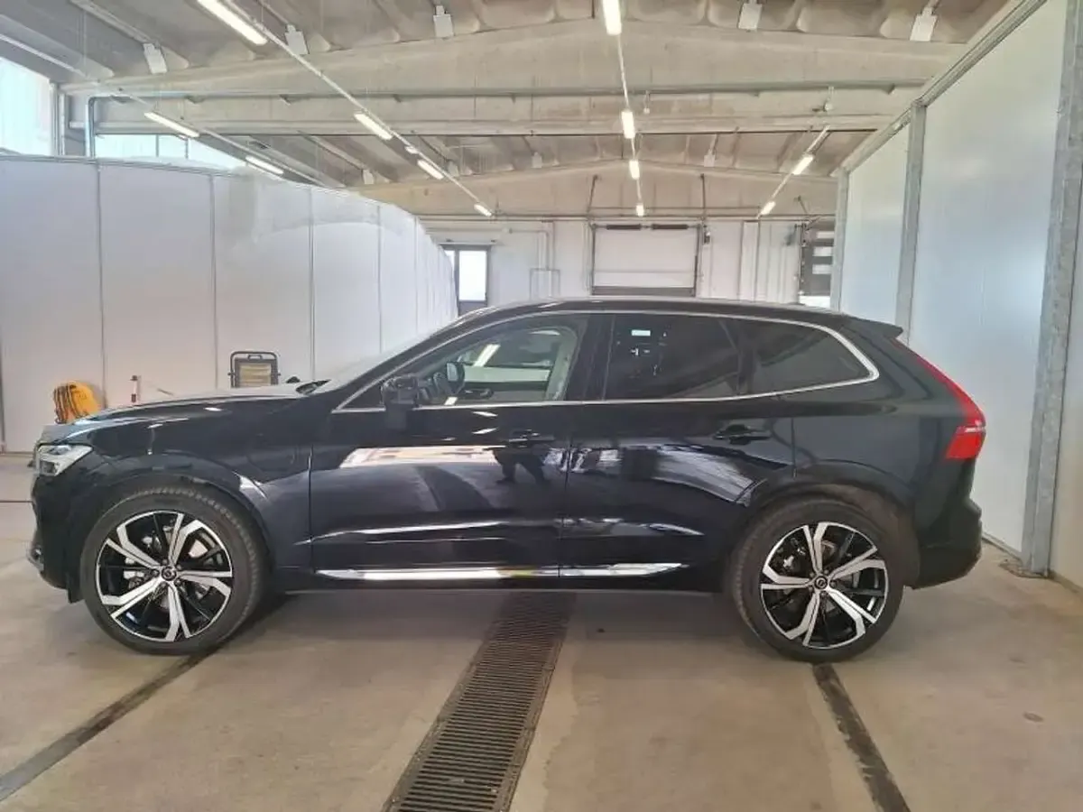 Usata Volvo XC60 Plus 349 CV (256 kW) 2023 Nero SUV