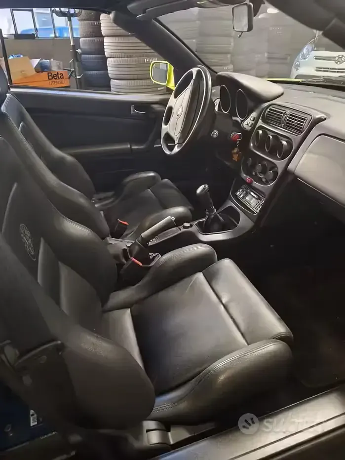 Usata Alfa Romeo Spider 150 CV (110 kW) 1996 Verde Cabrio
