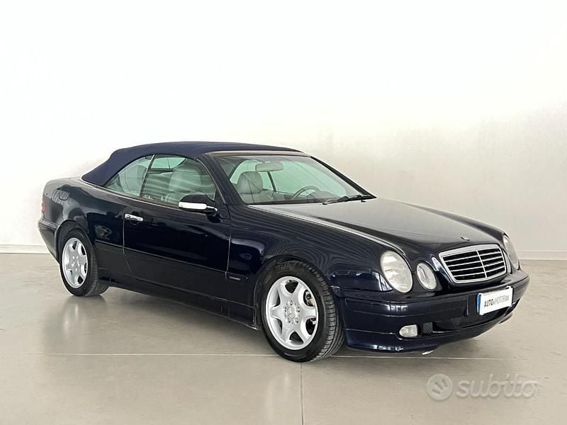 Usata Mercedes CLK230 Avantgarde 197 CV (144 kW) 2001 Blu Cabrio