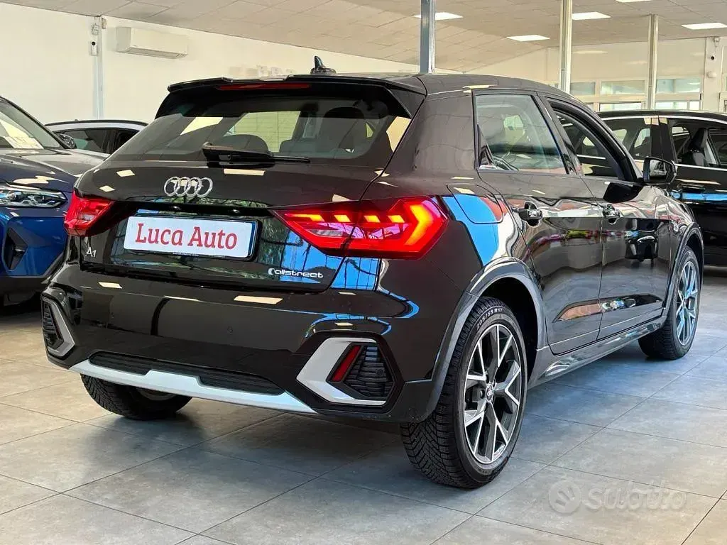 Usata Audi A1 Ambiente 110 CV (80 kW) 2023 Nero SUV