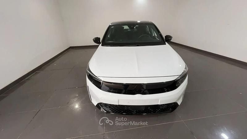 Usata Opel Corsa S 101 CV (74 kW) 2024 Bianco Utilitaria