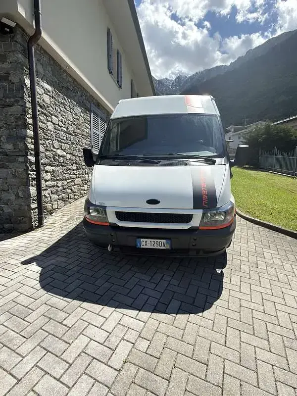Usata Ford Transit 84 CV (61 kW) 2025 Furgone
