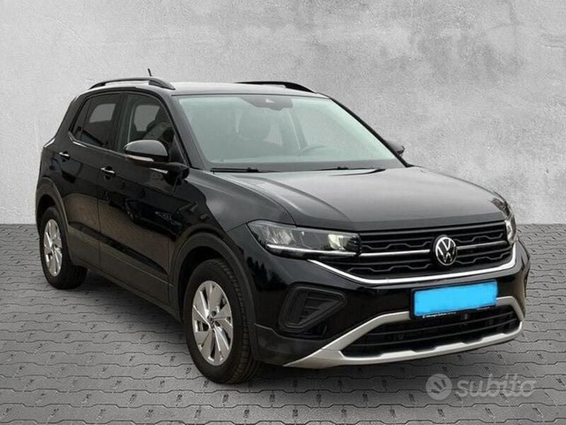 Nero Usata 2024 VW T-Cross Life SUV | 19.990 € (Buon prezzo) - Immagine 1/4