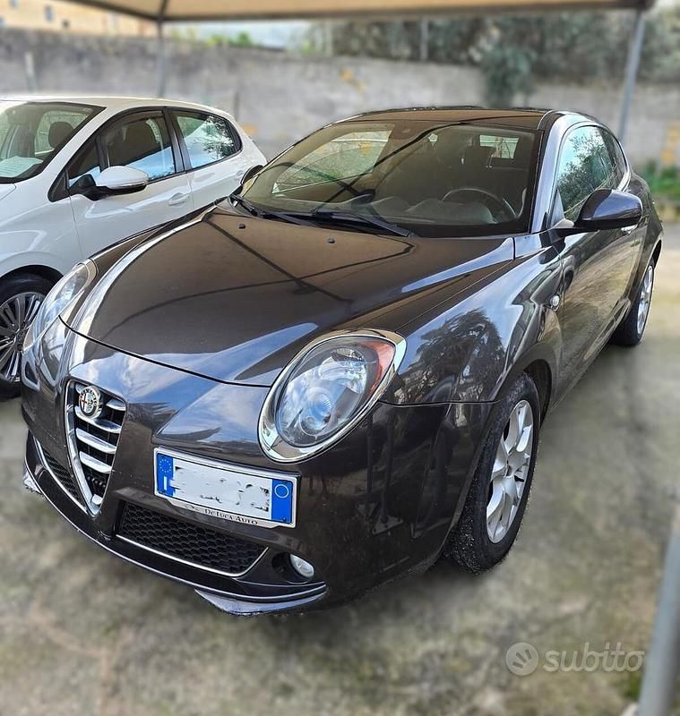 Usata Alfa Romeo MiTo Distinctive 85 CV (62 kW) 2014 Grigio Utilitaria