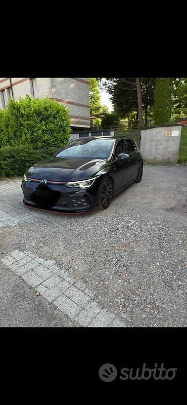 Usata VW Golf VIII GTI 351 CV (258 kW) 2021 Nero Utilitaria