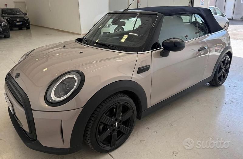 Usata Mini Cooper Cabriolet 163 CV (119 kW) 2024 Cabrio
