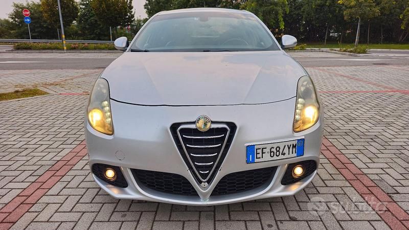 Usata Alfa Romeo Giulietta 2011 Grigio Berlina