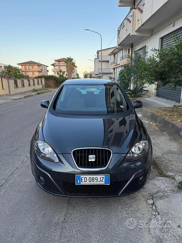 Usata Seat Altea 105 CV (77 kW) 2010 Monovolume