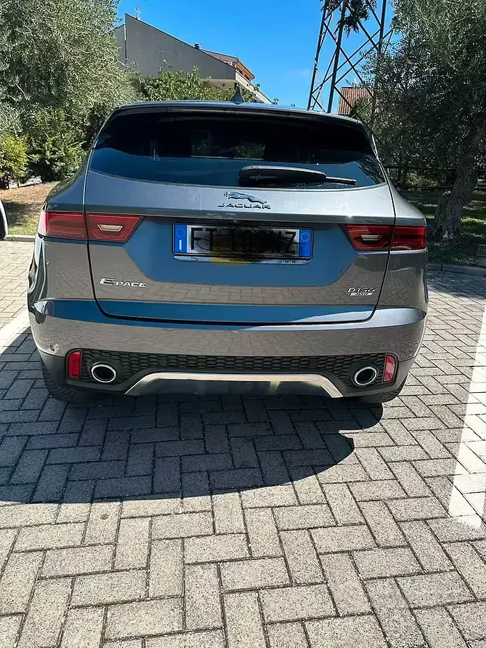 Usata Jaguar E-Pace S 150 CV (110 kW) 2019 Grigio SUV