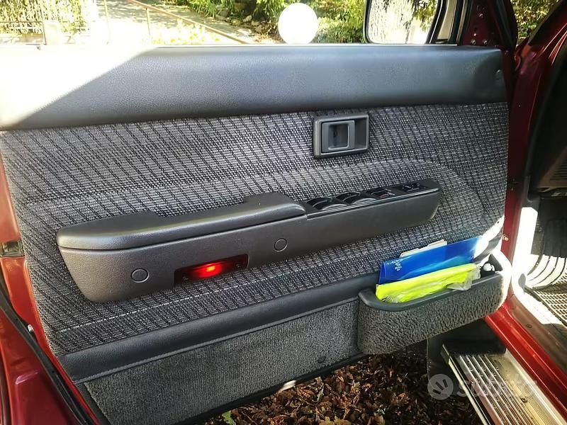 Usata Toyota 4 Runner 90 CV (66 kW) 1996 Rosso SUV