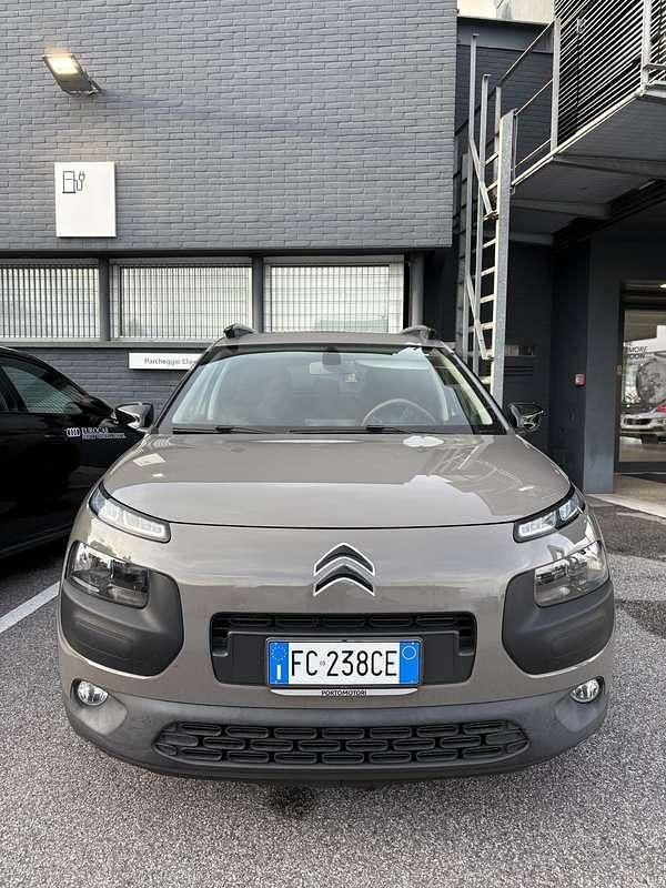 Usata Citroën C4 Cactus Shine 110 CV (80 kW) 2016 Utilitaria