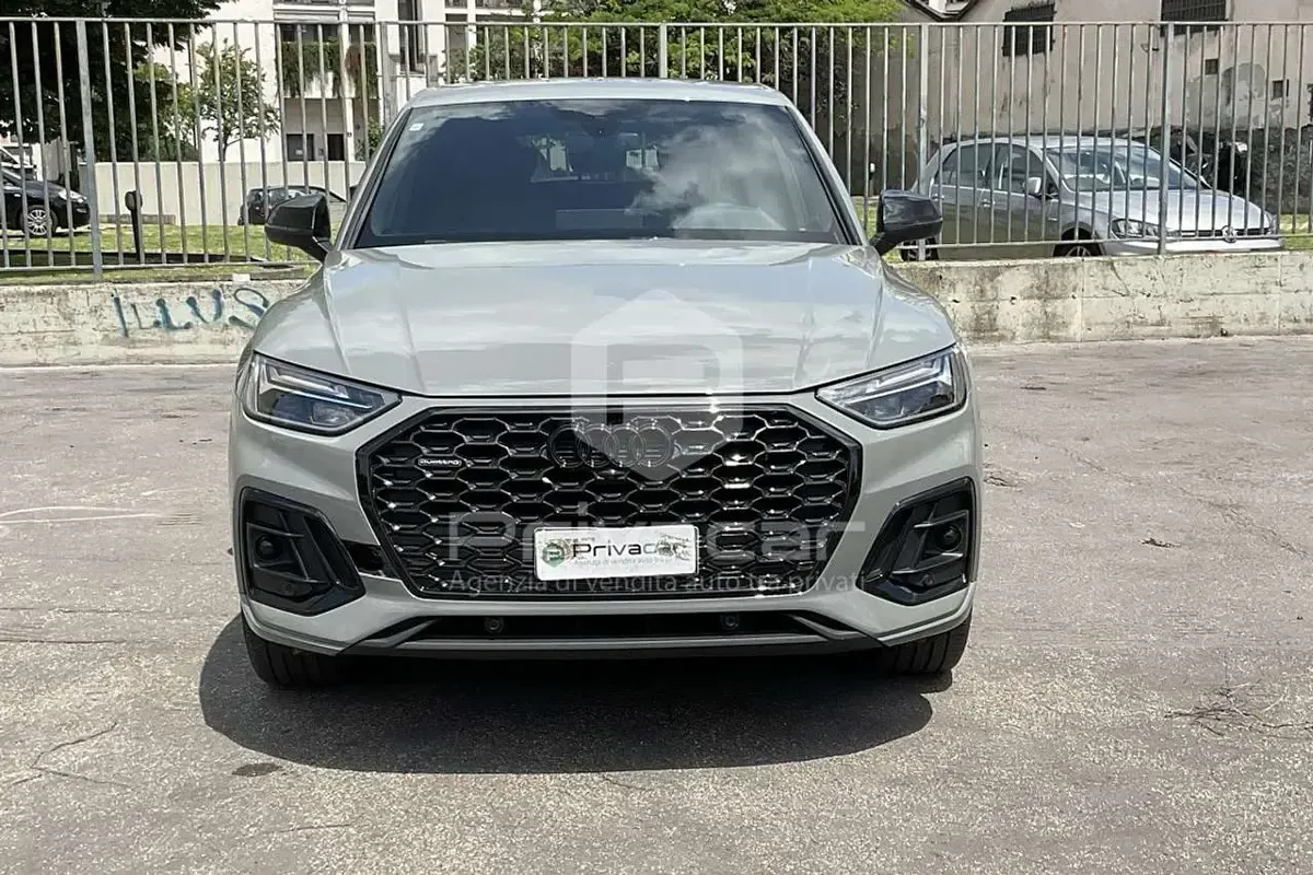 Usata Audi Q5 S-line plus 204 CV (150 kW) 2022 Grigio SUV