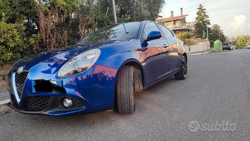 Usata Alfa Romeo Giulietta Super 120 CV (88 kW) 2017 Blu Berlina