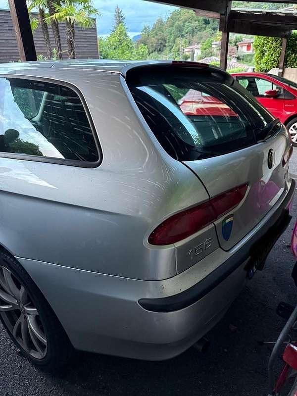 Usata Alfa Romeo 156 140 CV (102 kW) 2001 Argento Station wagon