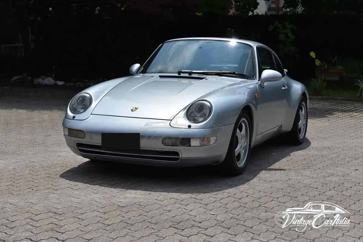 Usata Porsche 911 Carrera 272 CV (200 kW) 1995 Grigio Coupé
