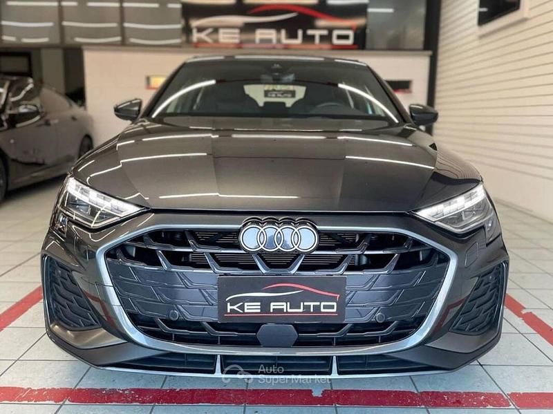 Nuova Audi A3 S-Line 150 CV (110 kW) 2026 Nero Berlina