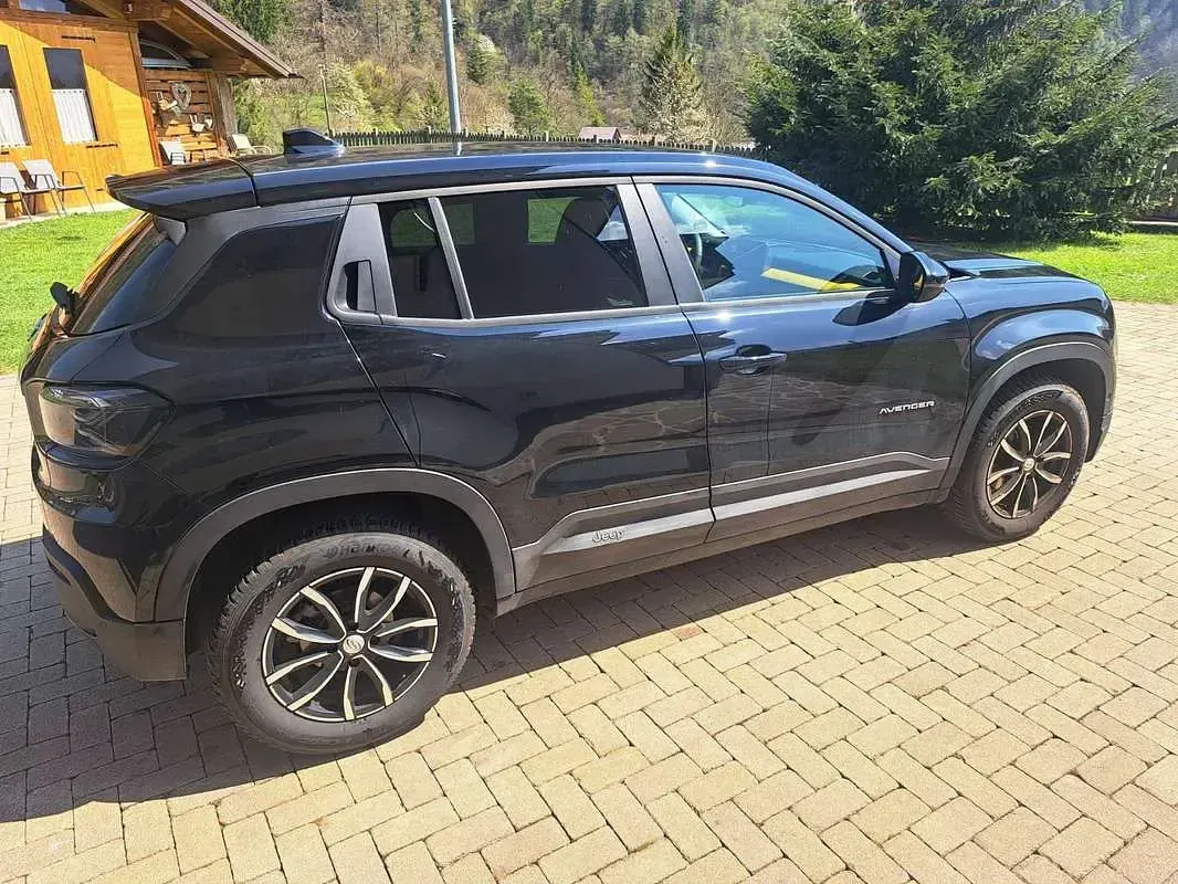 Usata Jeep Avenger Summit 101 CV (74 kW) 2023 Nero SUV
