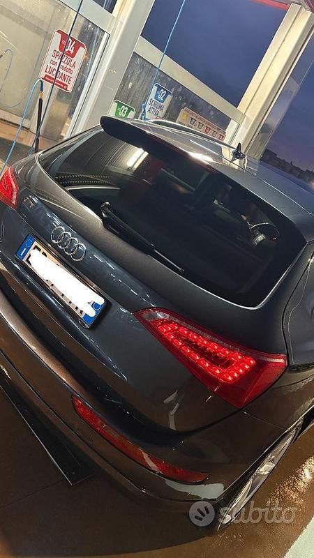 Usata Audi Q5 170 CV (125 kW) 2010 Grigio SUV