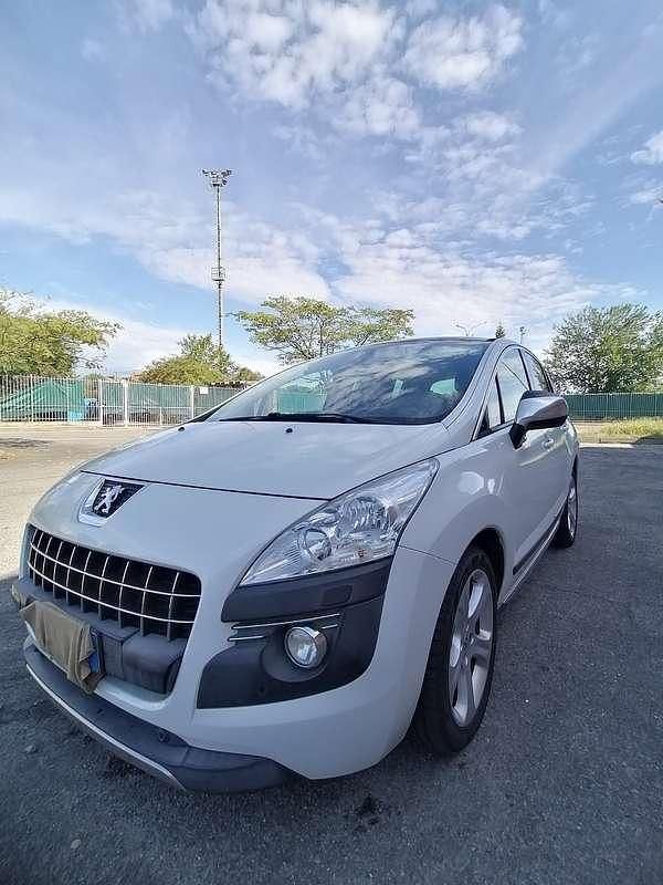 Usata Peugeot 3008 Outdoor 109 CV (80 kW) 2011 Monovolume