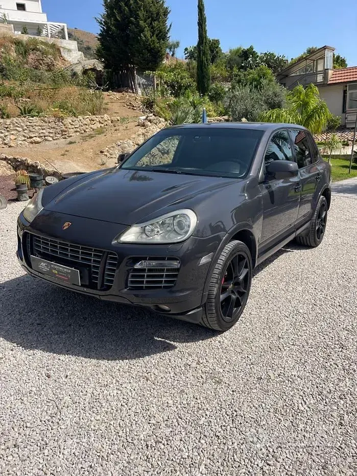 Usata Porsche Cayenne Turbo S 549 CV (403 kW) 2008 Grigio SUV