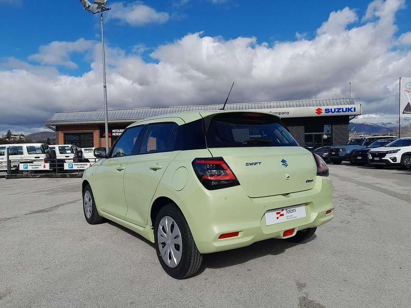 Nuova Suzuki Swift 82 CV (60 kW) 2026 Verde Utilitaria