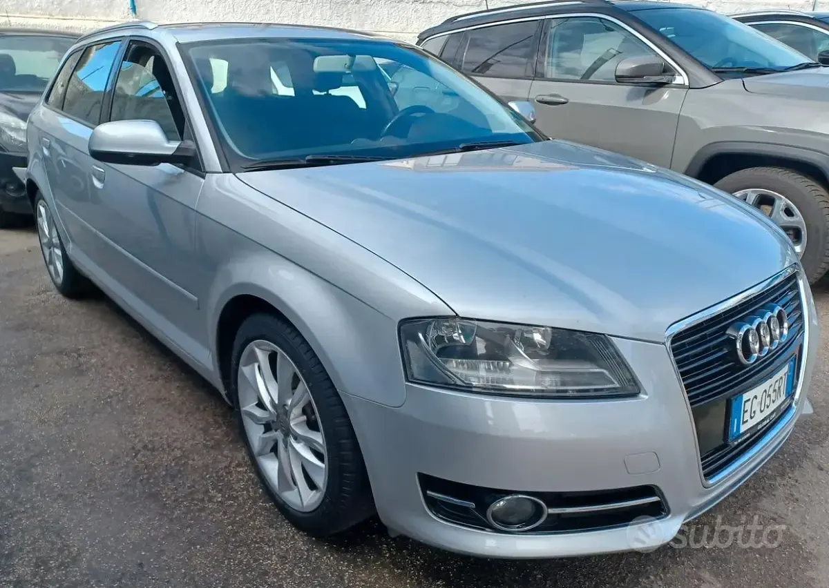 Usata Audi A3 Sportback 140 CV (102 kW) 2011 Grigio Utilitaria