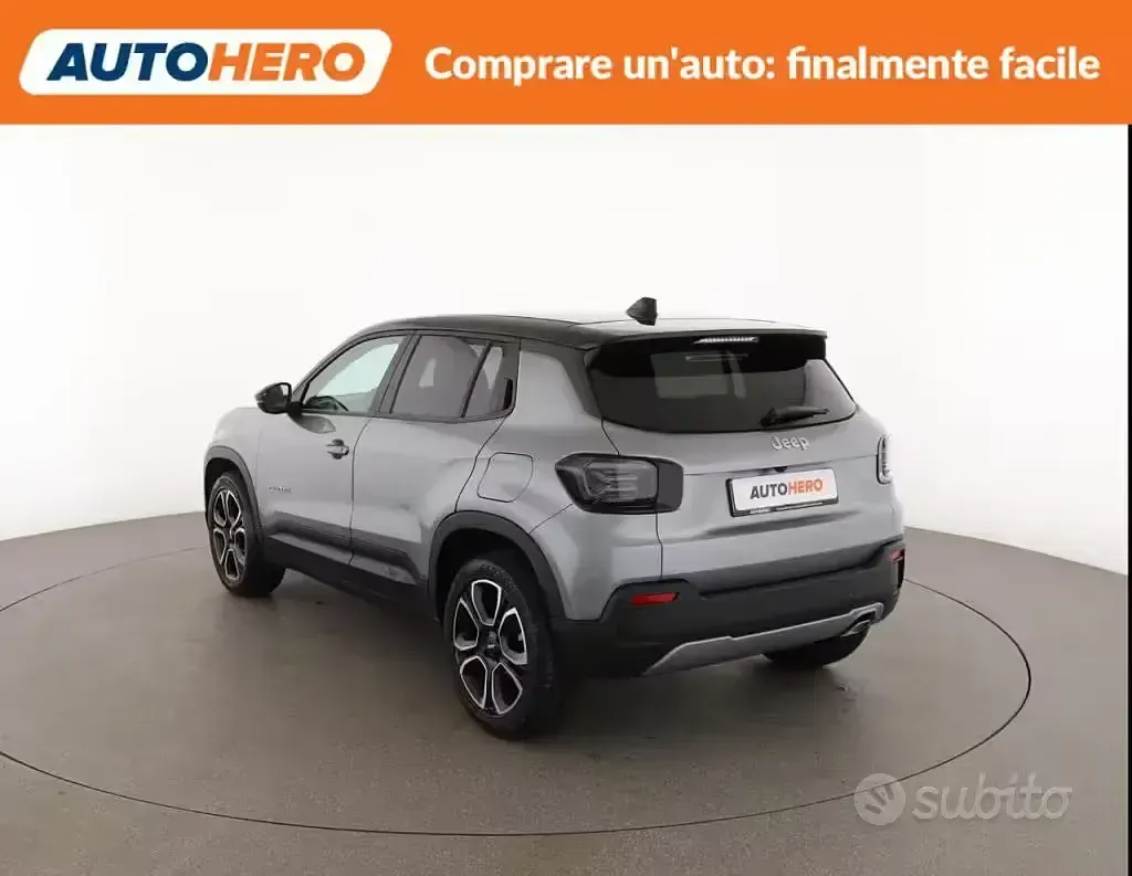 Usata Jeep Avenger 101 CV (74 kW) 2023 Grigio SUV