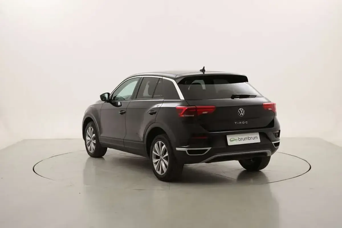 Usata VW T-Roc Style 116 CV (85 kW) 2022 Nero SUV