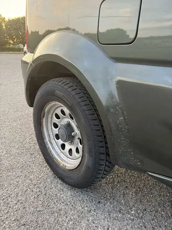 Usata Suzuki Jimny 86 CV (63 kW) 2016 SUV