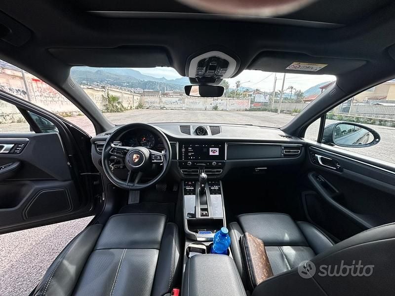 Usata Porsche Macan 265 CV (194 kW) 2022 Grigio SUV