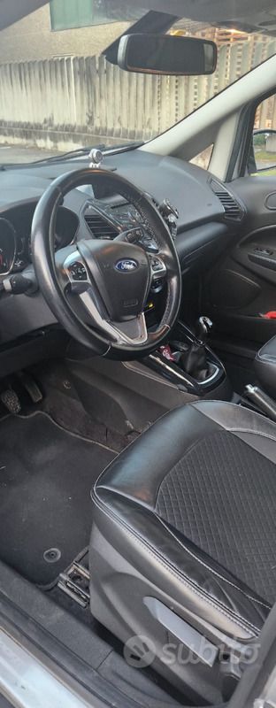 Usata Ford Ecosport 95 CV (69 kW) 2016 Grigio SUV