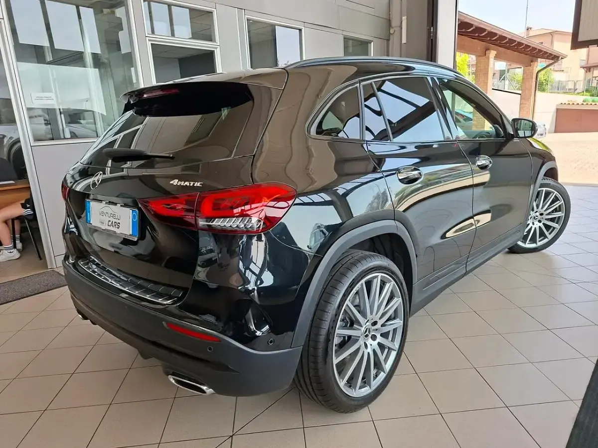 Usata Mercedes GLA220 Premium 190 CV (139 kW) 2022 Nero SUV
