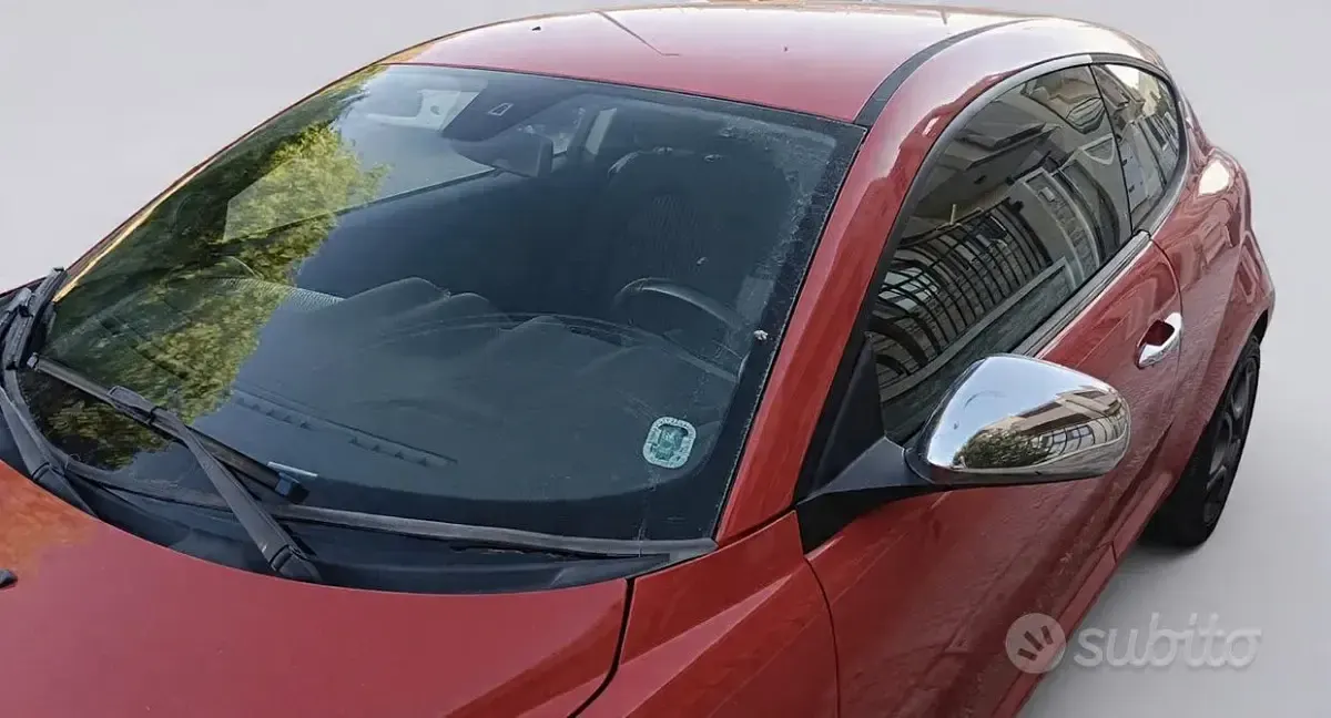 Usata Alfa Romeo MiTo 90 CV (66 kW) 2009 Rosso Utilitaria