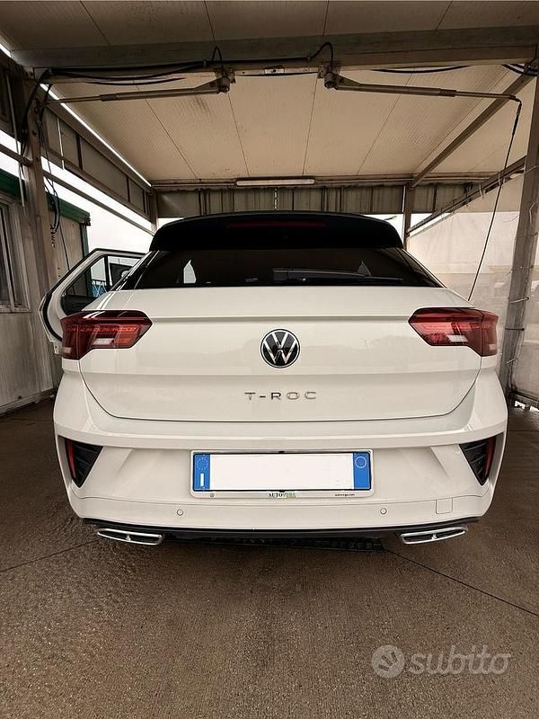 Usata VW T-Roc R-line 150 CV (110 kW) 2024 SUV