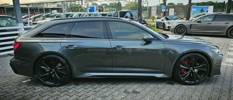 Usata Audi RS6 Performance 630 CV (463 kW) 2023 Grigio Station wagon