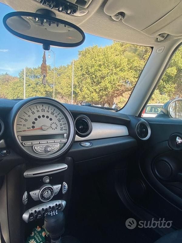 Occasion Mini Cooper D 2007 Blanc Citadine