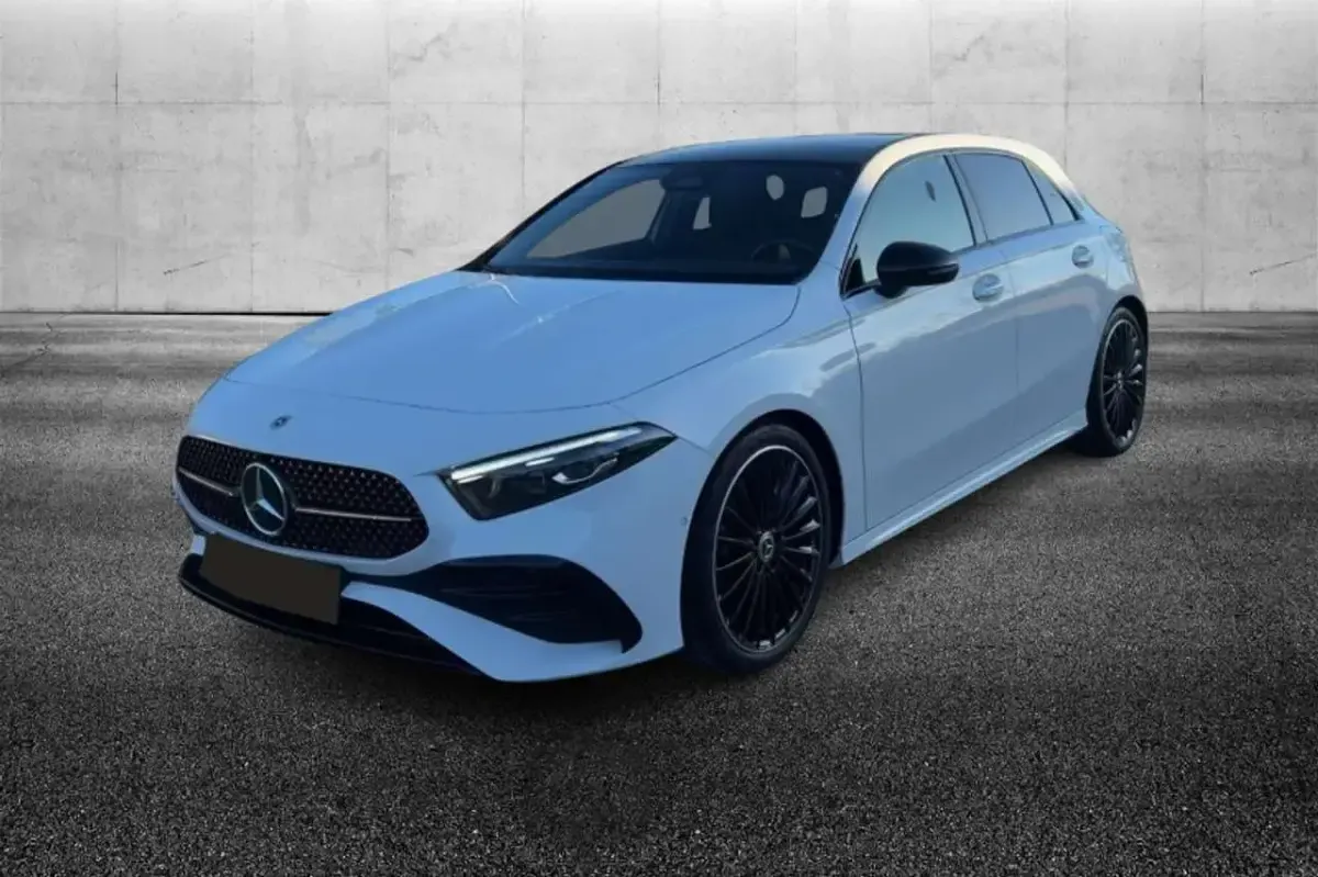 Usata Mercedes A250 AMG Line Premium 224 CV (164 kW) 2023 Bianco Berlina