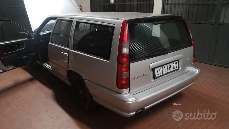 Occasion Volvo V70 1998 Gris Break