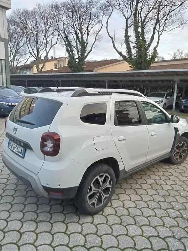 Usata Dacia Duster Prestige 116 CV (85 kW) 2019 Bianco SUV